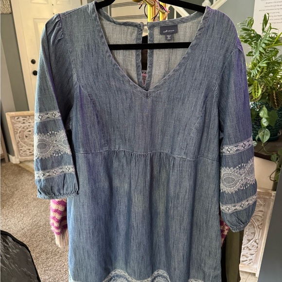 J. Jill Denim Embroidered Indigo Peasant Dress Women's Sz Medium Petite - Picture 3 of 8
